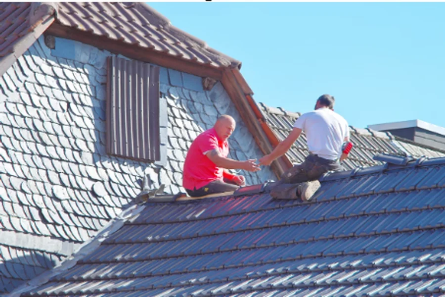 5 Signs It’s Time to Replace Your Roof and How to Choose the Right Material