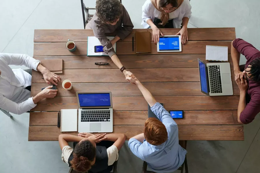 In-House vs. Outsourced Software Testing Services: Pros and Cons