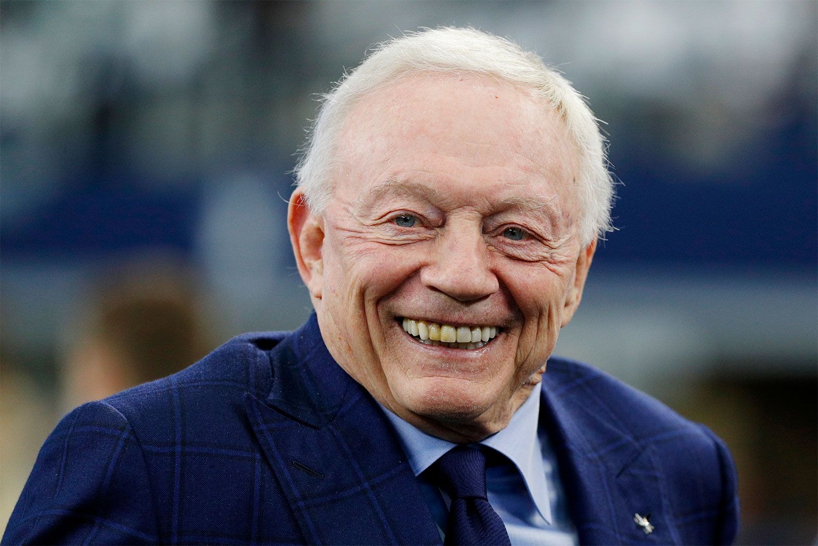 Jerry Jones Height