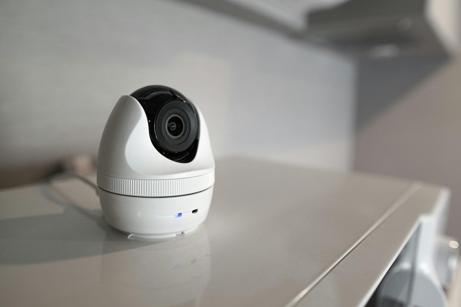 Home Security Mistakes That Make Break-Ins Easier