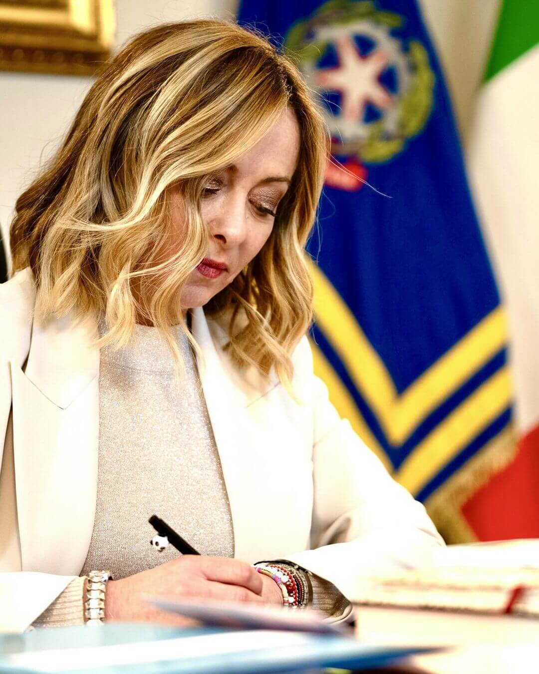 Giorgia Meloni Wiki Age Husband Family Biography More